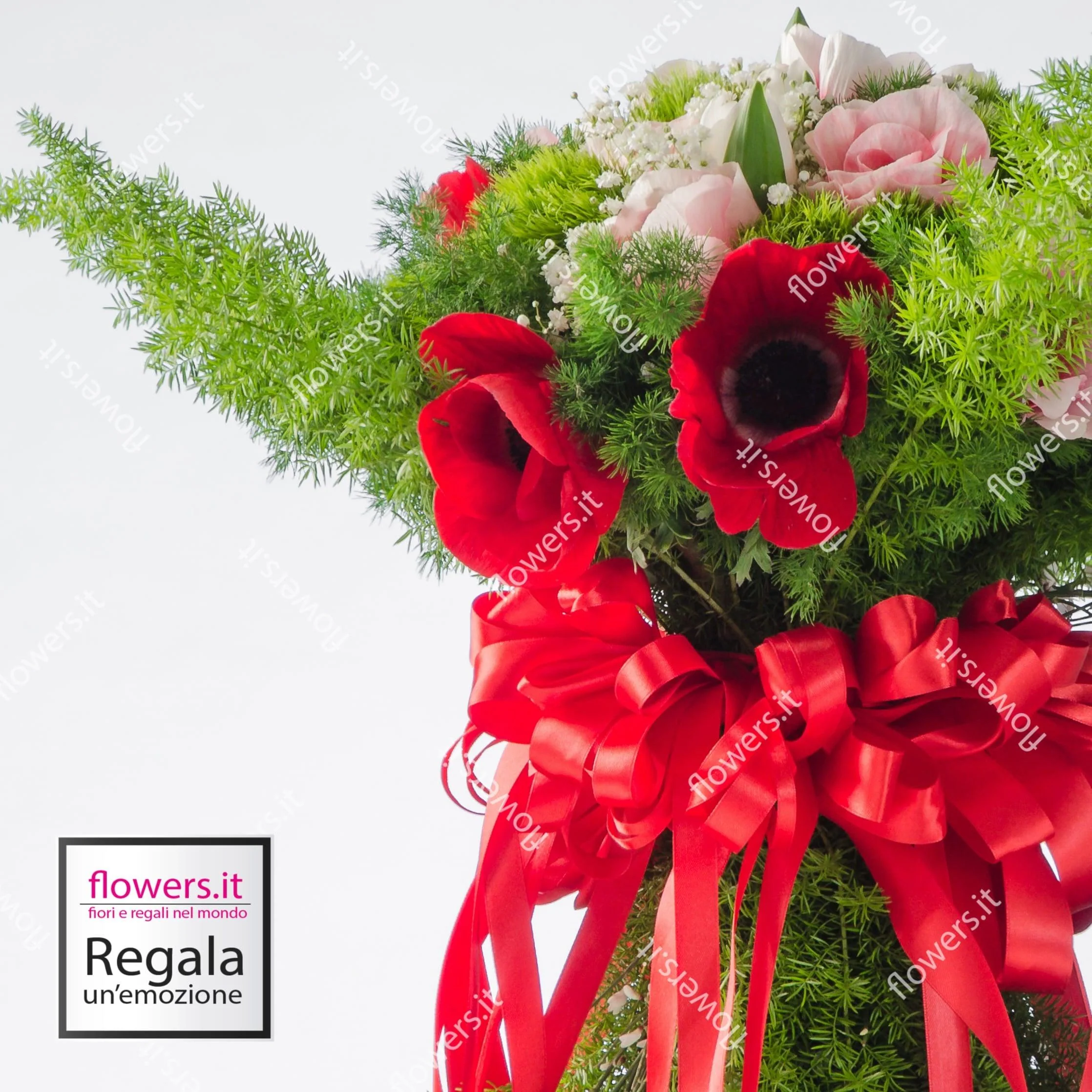 ENERGIA - anemoni o fiori di stagione, green trek, gypsofila - Anemoni o fiori di stagione con verde decorativo. | Flowers Delivery Consegna Fiori a Domicilio